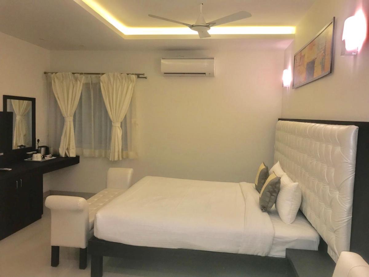 Krishna Beach Resort & Spa Colva Buitenkant foto