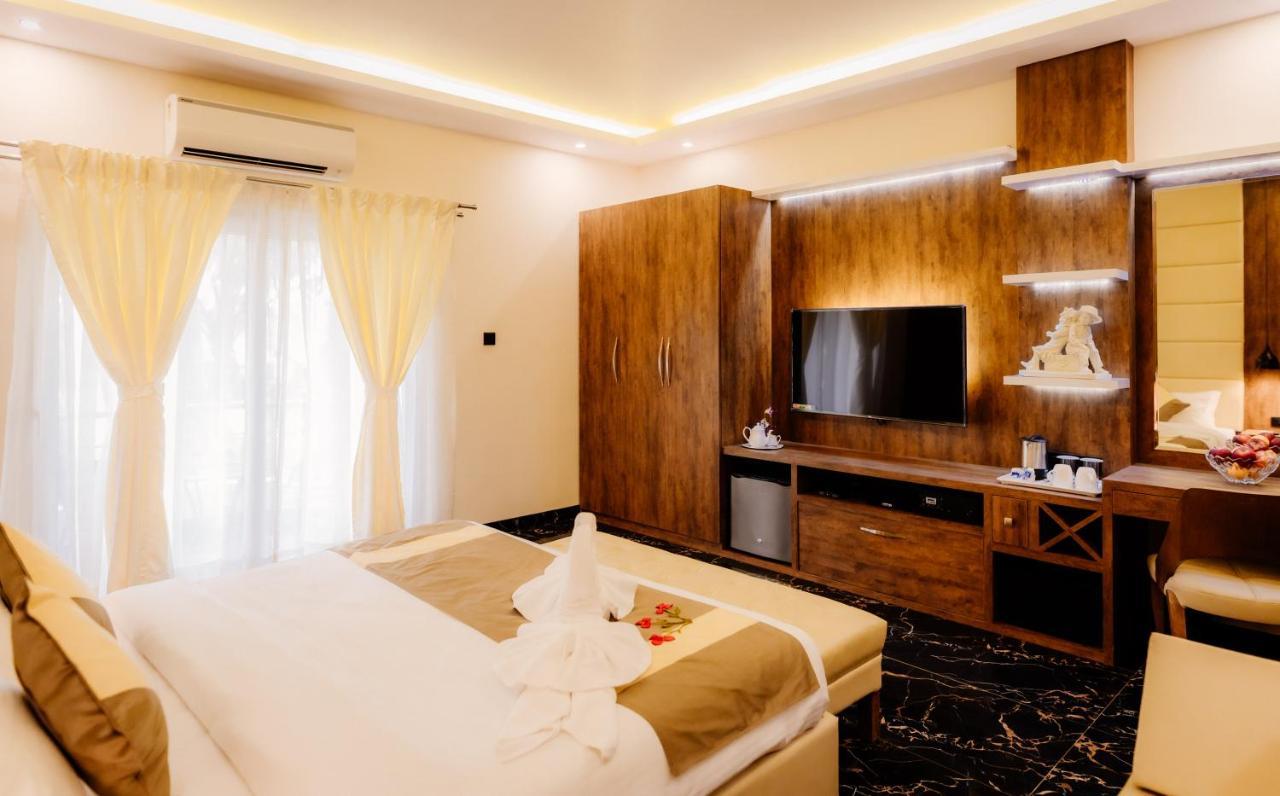 Krishna Beach Resort & Spa Colva Buitenkant foto